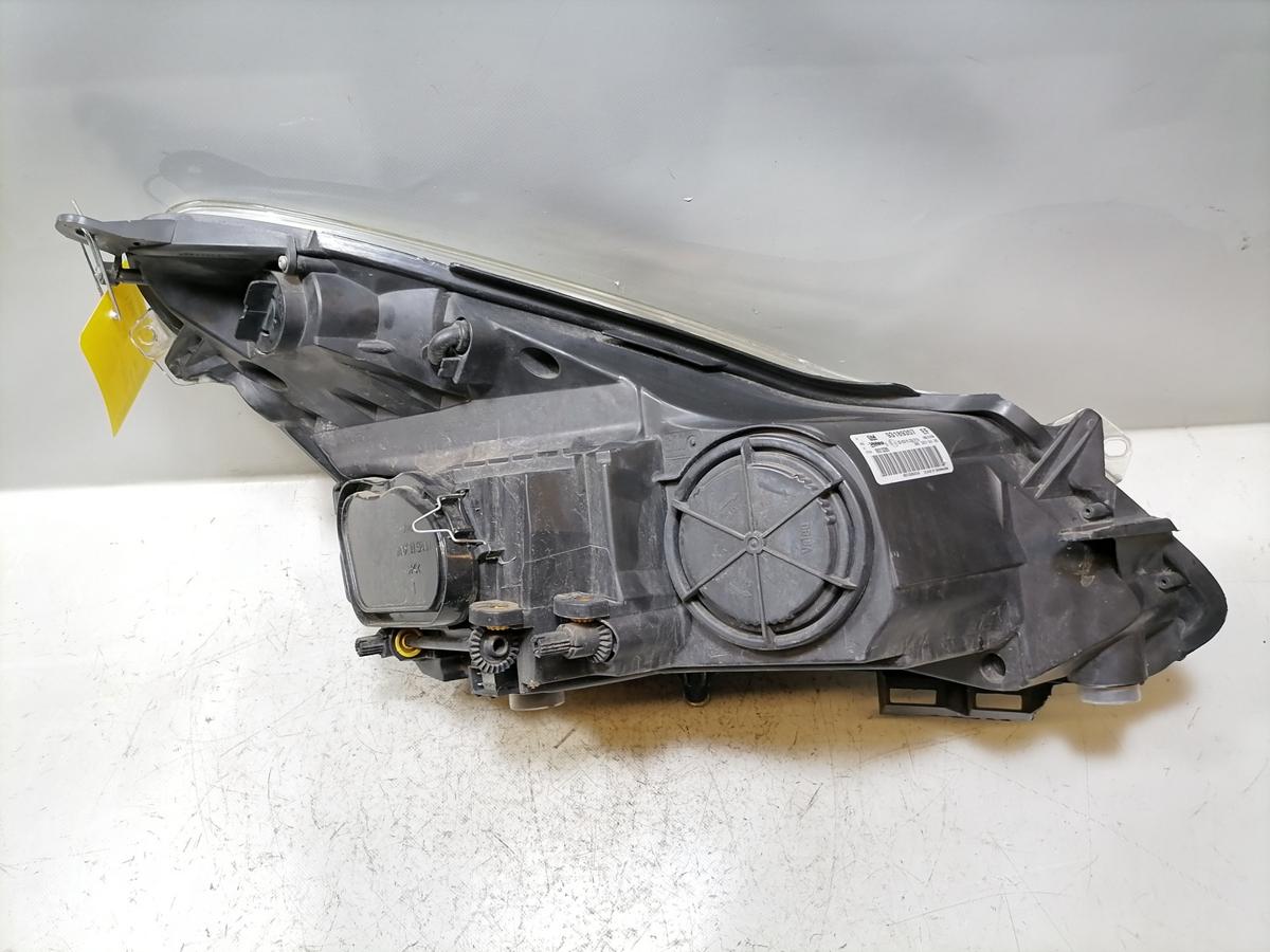 Opel Corsa D original Scheinwerfer vorn links Halogen leicht vergilbt Bj.2006